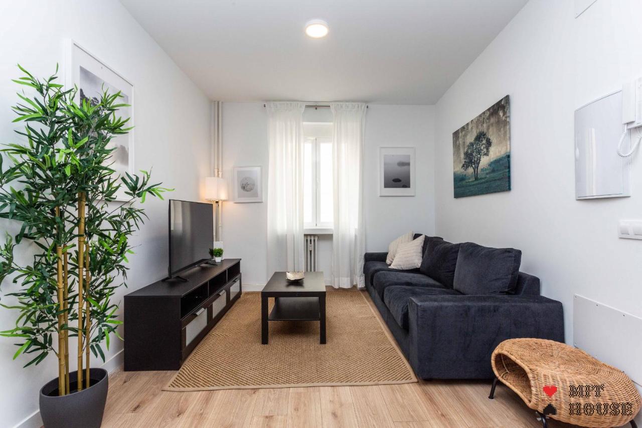 Latina En Madrid Appartement Buitenkant foto