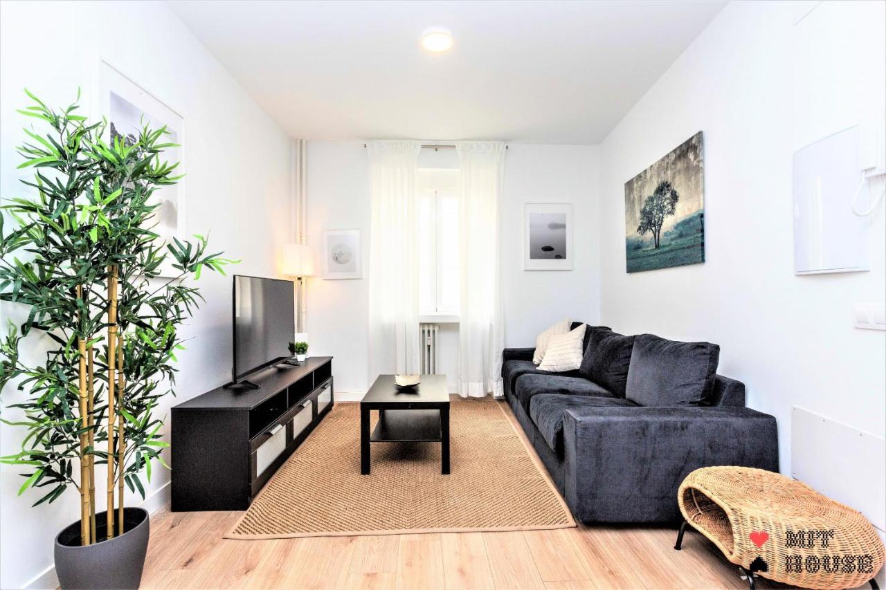 Latina En Madrid Appartement Buitenkant foto