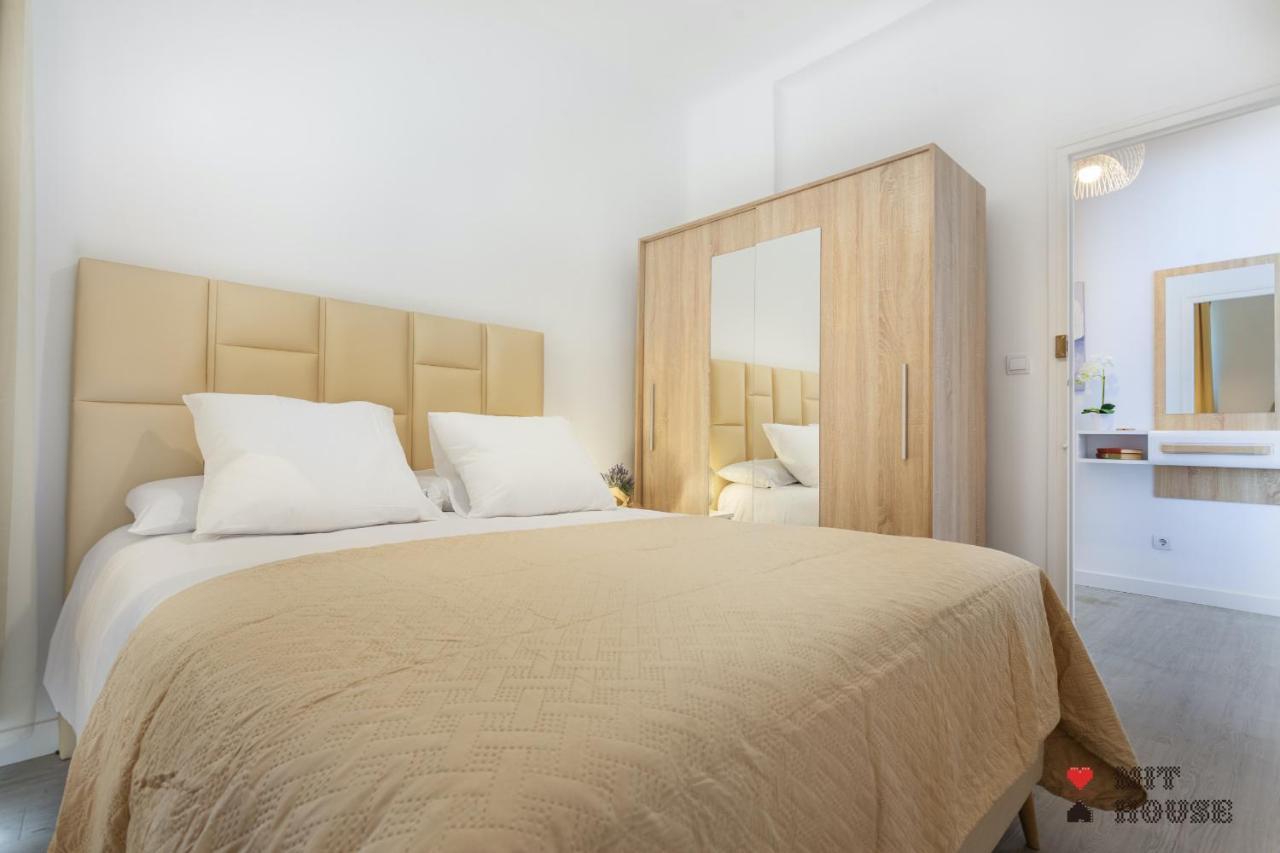 Latina En Madrid Appartement Buitenkant foto